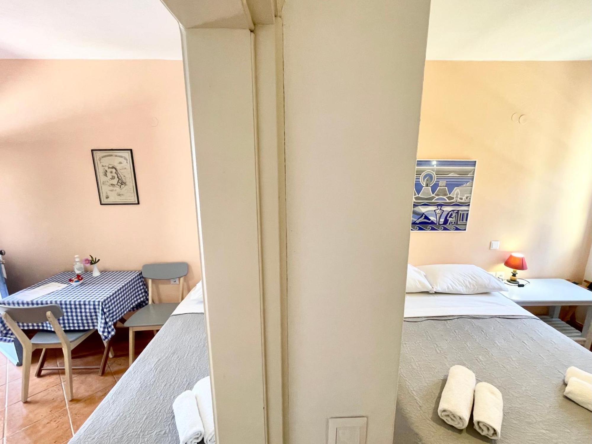 Asterias Mini Coastal Apartments Perivolos  Exterior photo