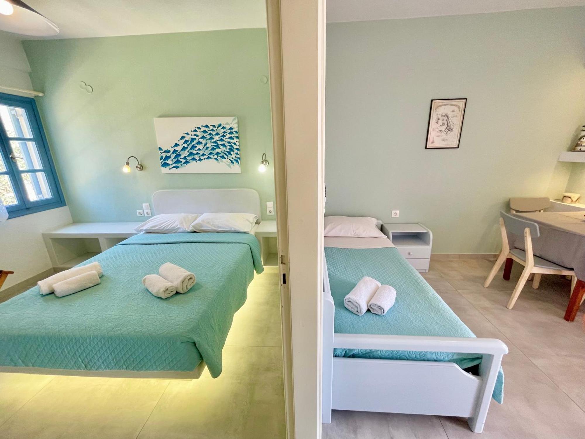 Asterias Mini Coastal Apartments Perivolos  Exterior photo